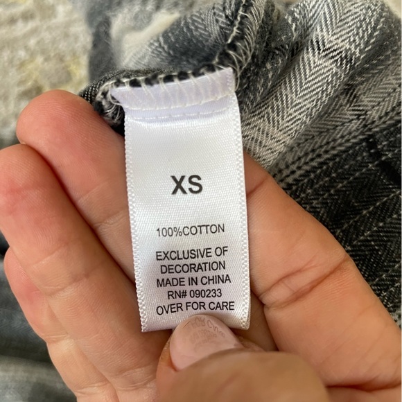 Gypsy Warrior Plaid Flannel Short - Picture 5 of 12